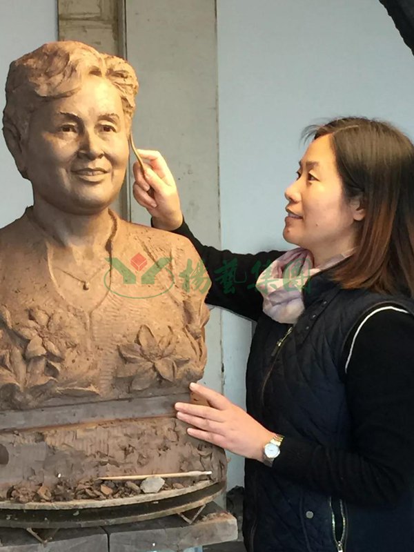 尊龙集团新作—胡惠珍（内附雕塑家创作手记）