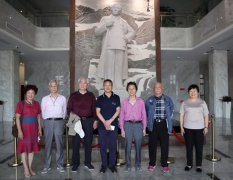 文化艺术界专家学者关心浙江尊龙集团发展