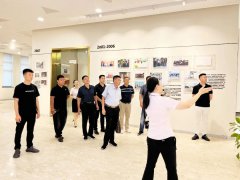 <b>参观交流，赋能成长</b>